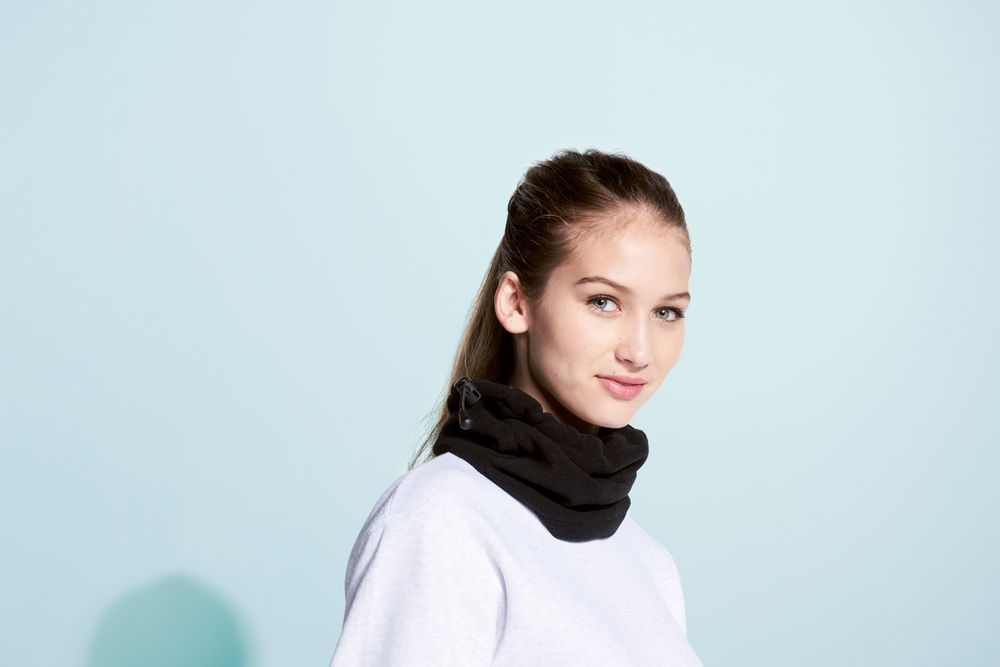 Шапка-шарф с утяжкой Blizzard темно-синяя - фото 4