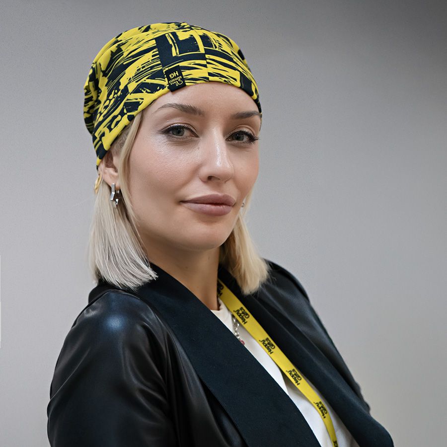 Образец снуд с сублимационной печатью и жаккардовым логотипом CUSTOM MERCH 100% полиэстер 3225 см черный желтый - фото 2