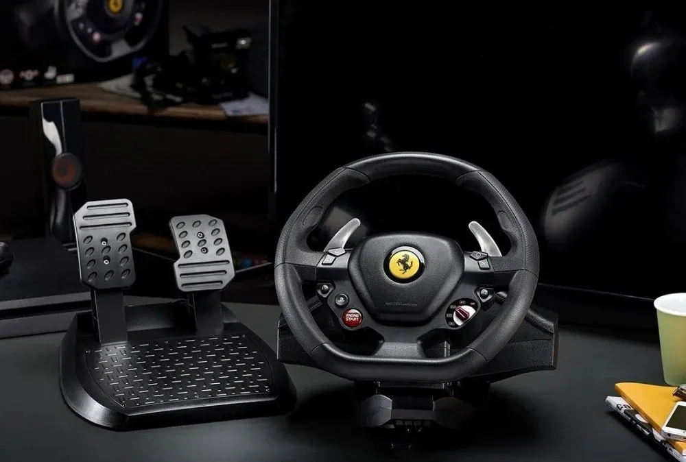 Аксессуары к игровым приставкам THRUSTMASTER T80 RW FERRARI 488 GTB EMEA VERSION