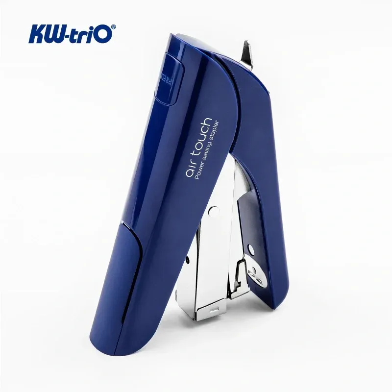 Степлер Kw-Trio 0556B-BLU Mini Air touch 24/6 26/6 20листов синий 50скоб пластик закрытый коробка - фото 3