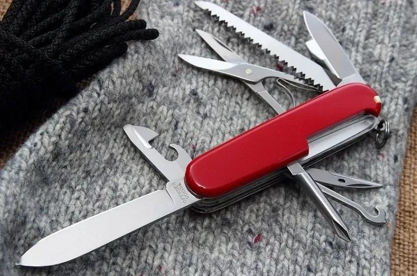 Ножи перочинные VICTORINOX Fieldmaster красный - фото 4