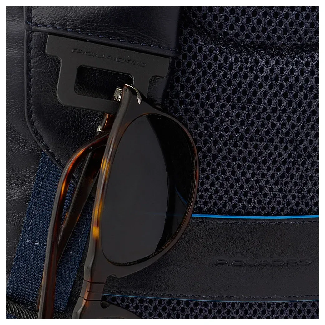 Рюкзак мужской Piquadro Blue Square Revamp CA5574B2V/BLU синий натур.кожа, 16 л - фото 2