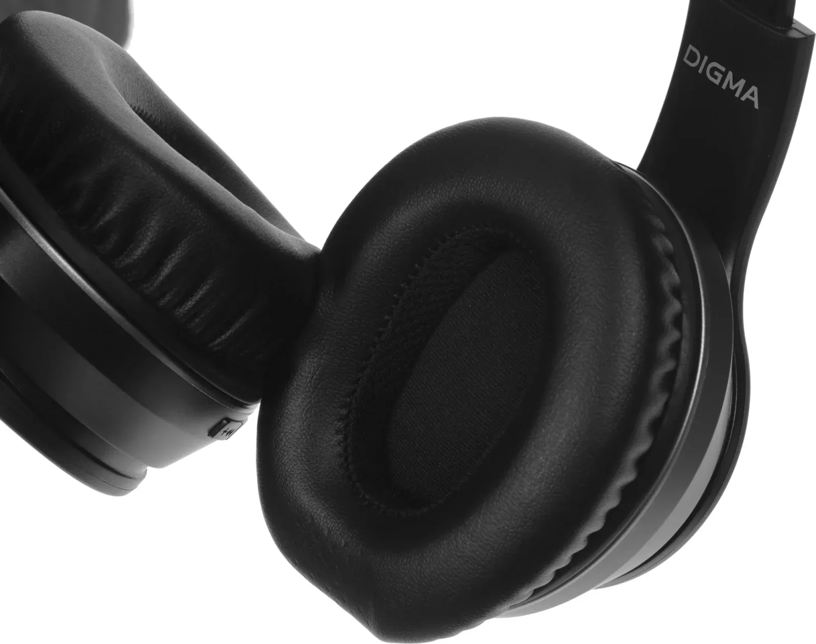 Гарнитура накладные Digma BT-19 ANC черный беспроводные bluetooth оголовье BT19 - фото 6