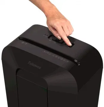 Шредер Fellowes PowerShred LX50 черный секр.P-4 фрагменты 9лист. 17лтр. скрепки скобы пл.карты - фото 7