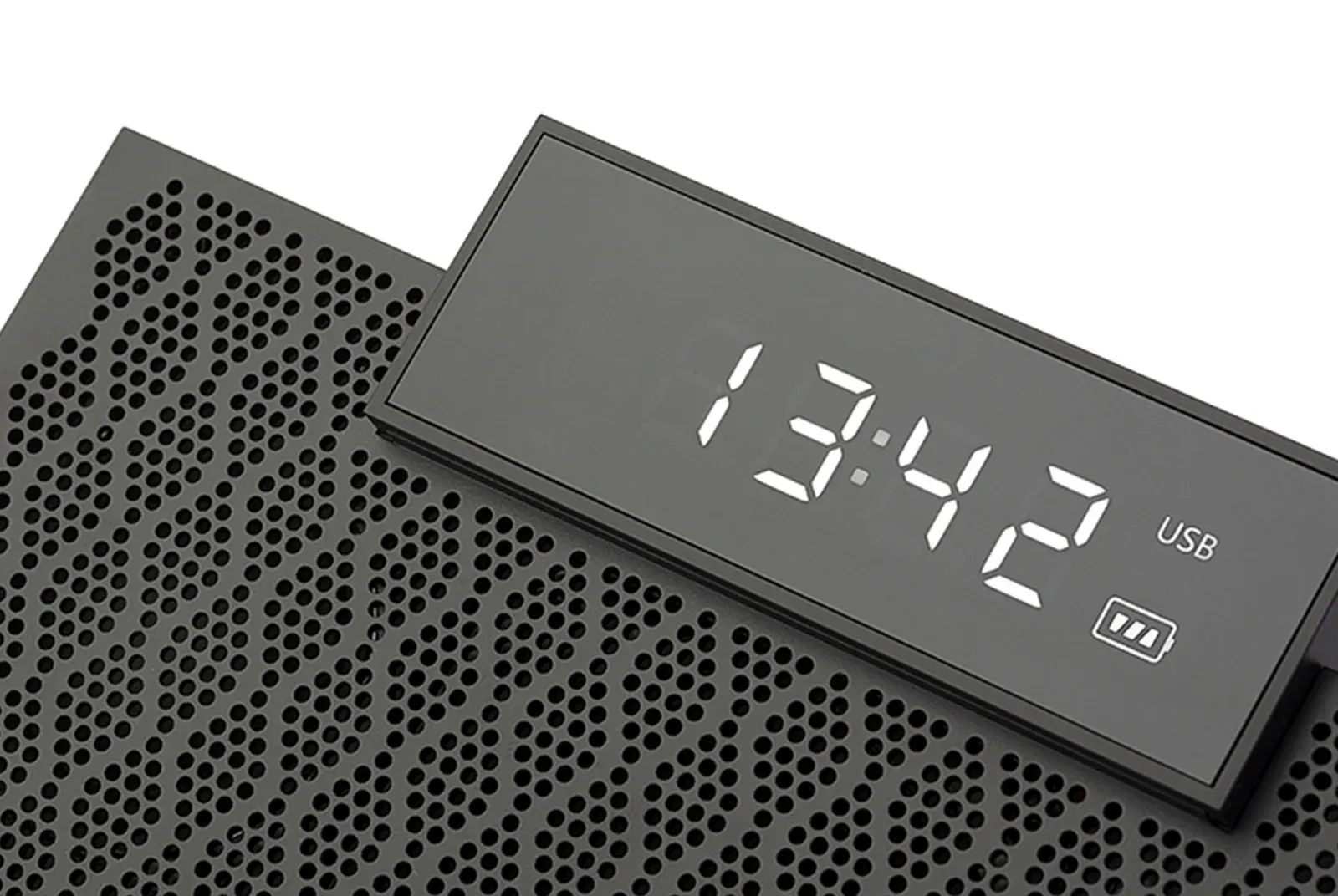 Колонка порт. Edifier MP260 т.дерево/черный 20W 1.0 BT 2600mAh, темное дерево - фото 4