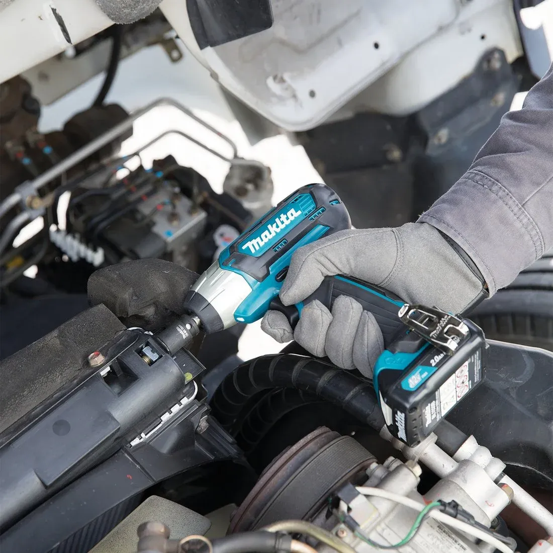 Гайковерт Makita TW140DWAE аккум. патрон:квад.3/8 кейс в комплекте - фото 2