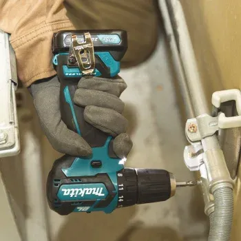 Дрель-шуруповерт Makita DF332DWAE аккум. патрон:быстрозажимной кейс в комплекте - фото 8