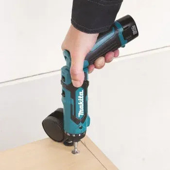 Отвертка аккум. Makita DF012DSE аккум. патрон:шестигранник 6.35 мм 1/4 кейс в комплекте - фото 7
