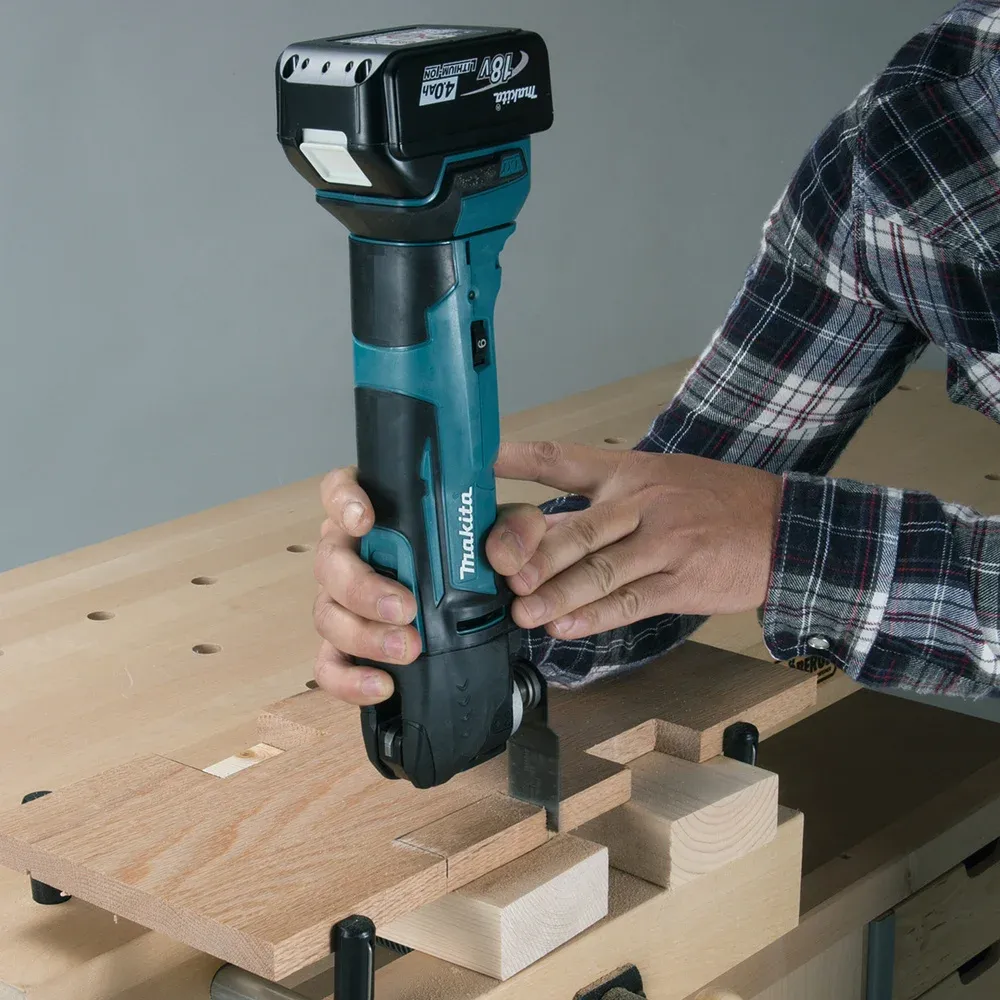 Многофункциональный инструмент Makita DTM51Z 390Вт синий/черный - фото 2