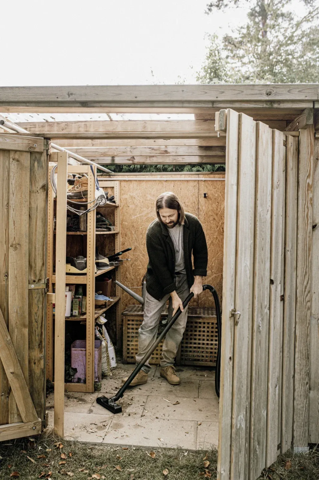 Строительный пылесос Karcher WD 5 V-25/5/22 1100Вт уборка: сухая/влажная/выдув/сбор воды желтый - фото 3