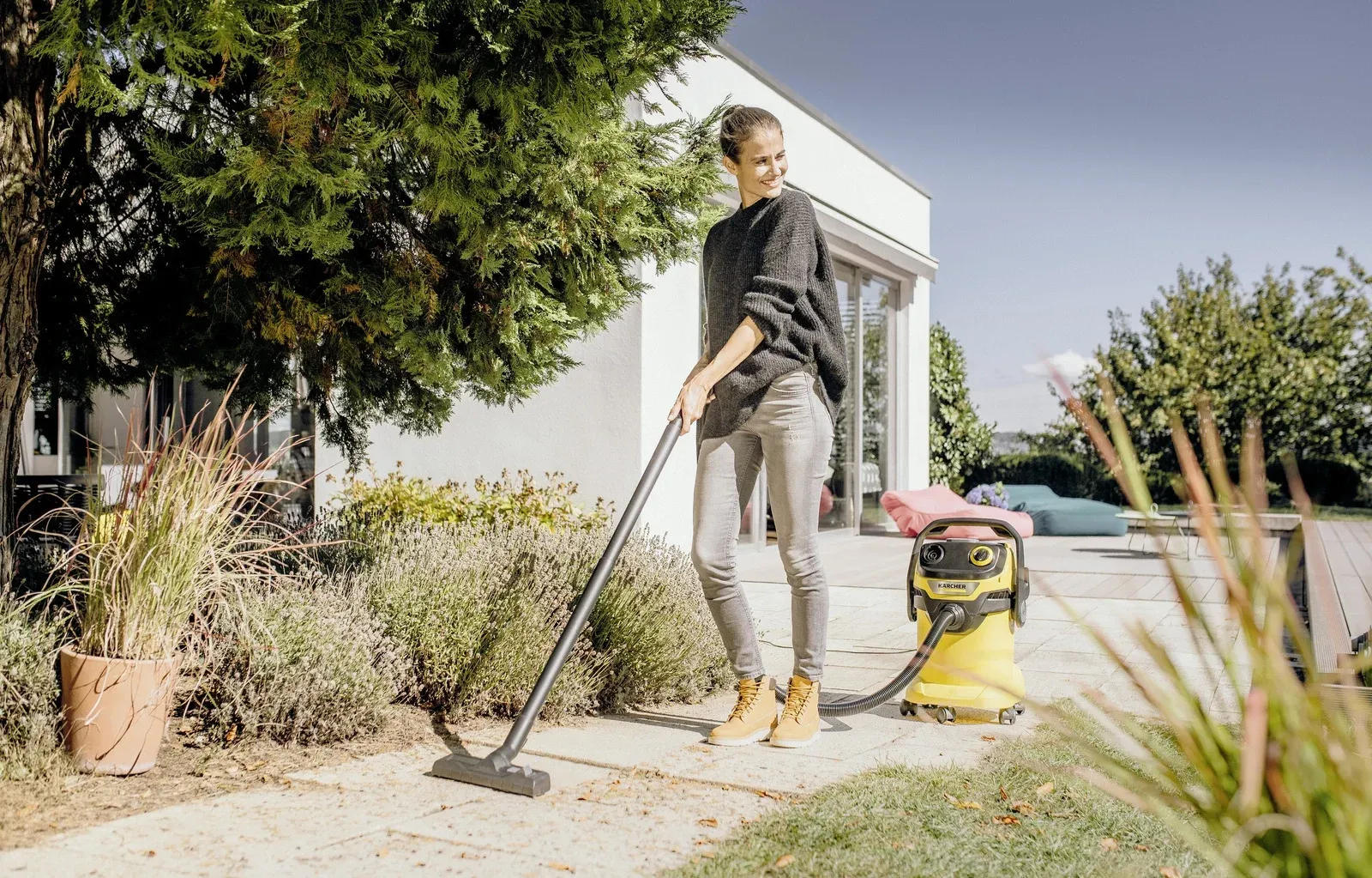 Строительный пылесос Karcher WD 5 V-25/5/22 1100Вт уборка: сухая/влажная/выдув/сбор воды желтый - фото 4