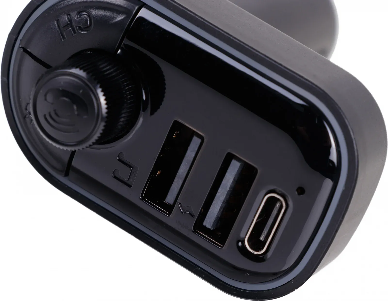 Автомобильный FM-модулятор ACV FMT-128B черный MicroSD BT USB 38762 - фото 3