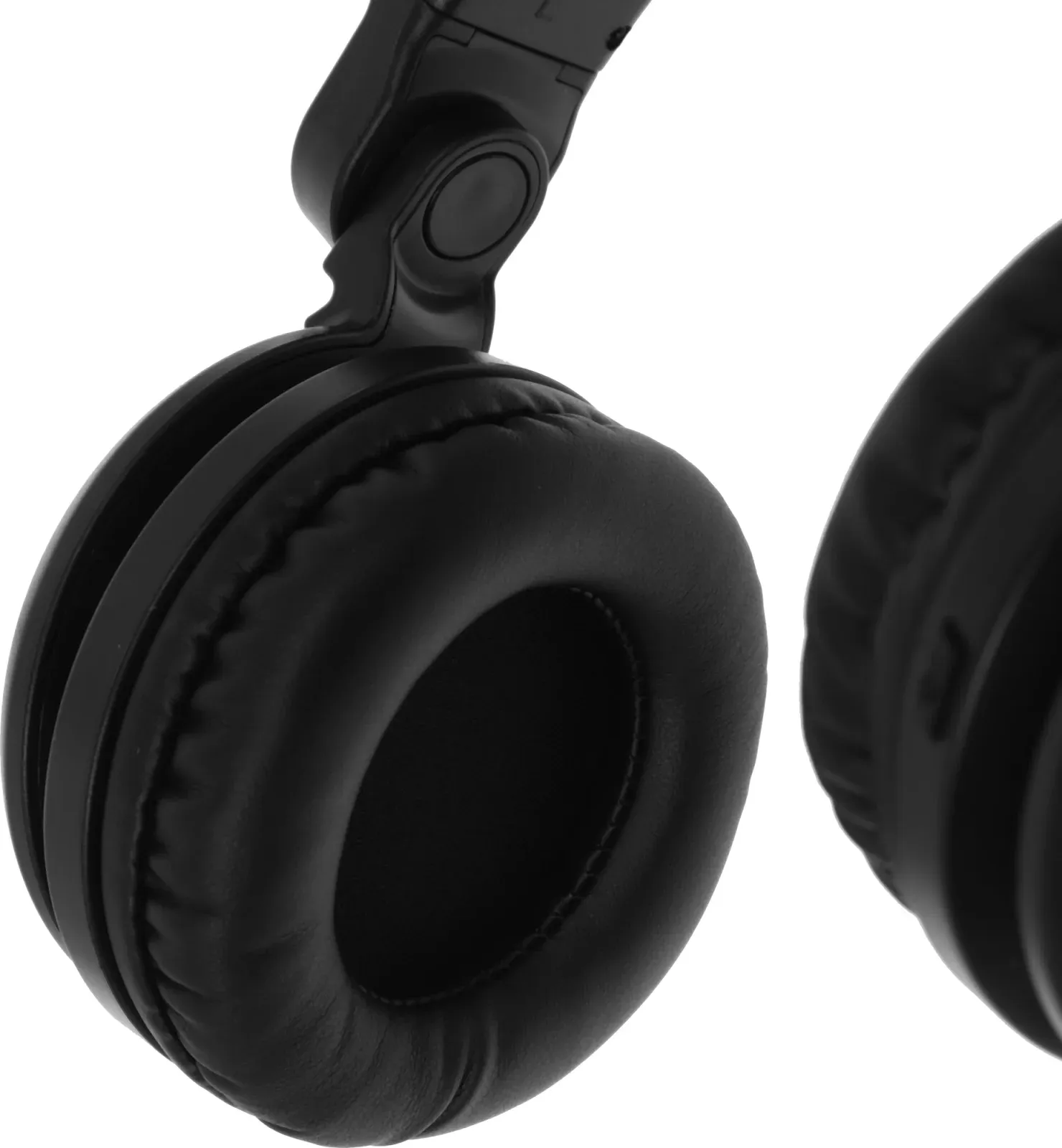 Гарнитура накладные Sven AP-B650MV черный беспроводные bluetooth оголовье SV-019310 - фото 6