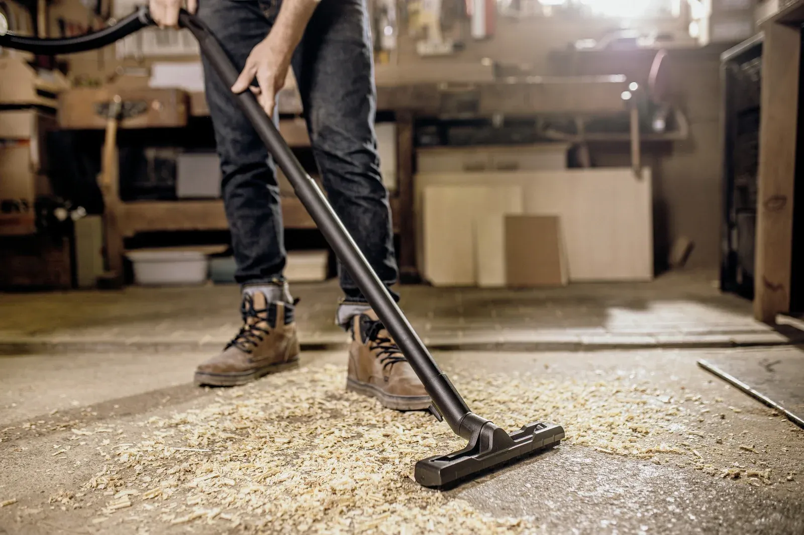 Строительный пылесос Karcher WD 3 P V-17/4/20 Workshop 1000Вт уборка: сухая/влажная/выдув/сбор воды желтый - фото 2
