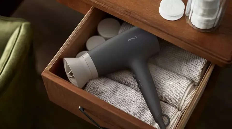 Фен Philips BHD351/10 2100Вт черный - фото 2