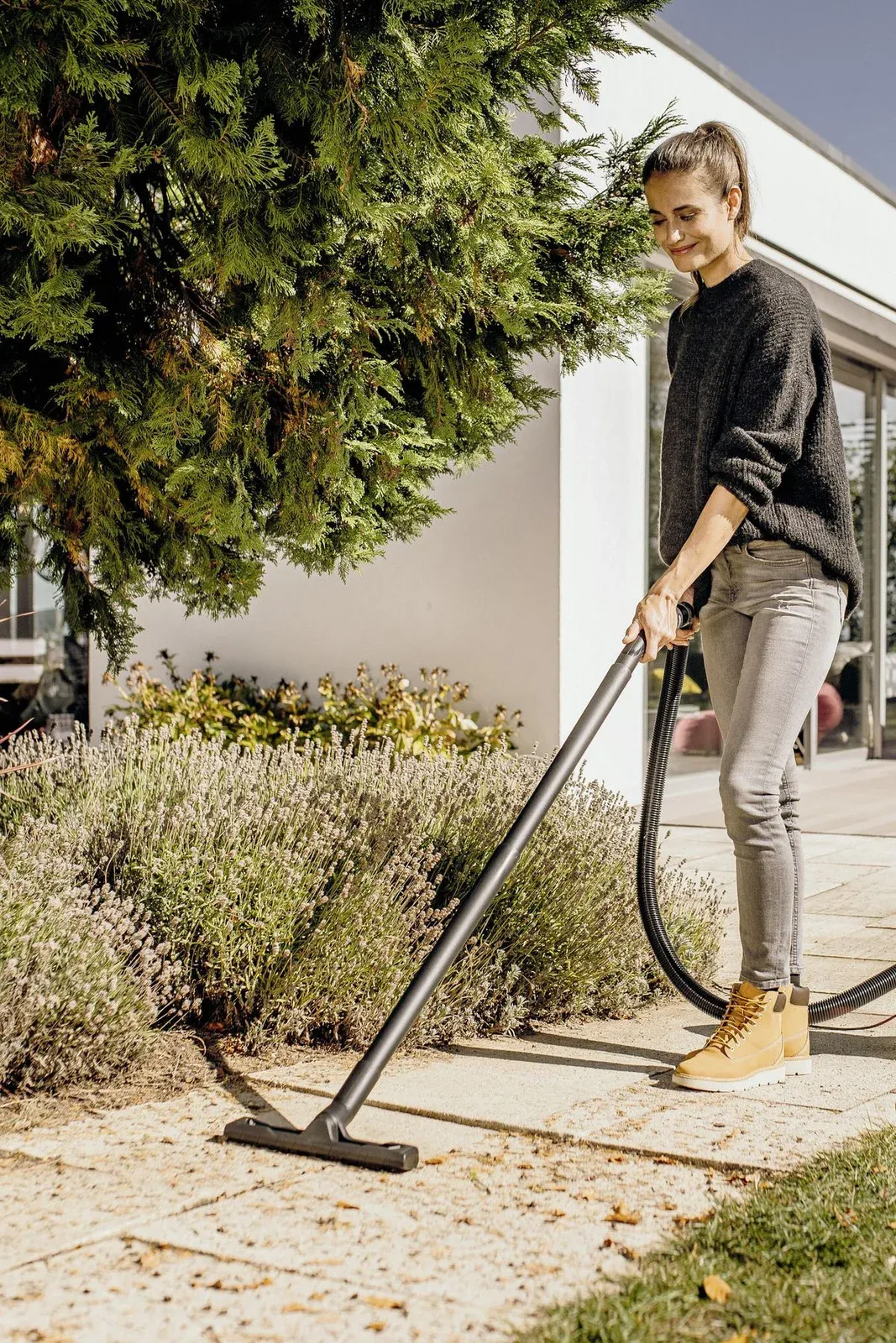 Строительный пылесос Karcher WD 3 S V-19/4/20 YSY 1000Вт уборка: сухая/влажная/выдув/сбор воды желтый - фото 2
