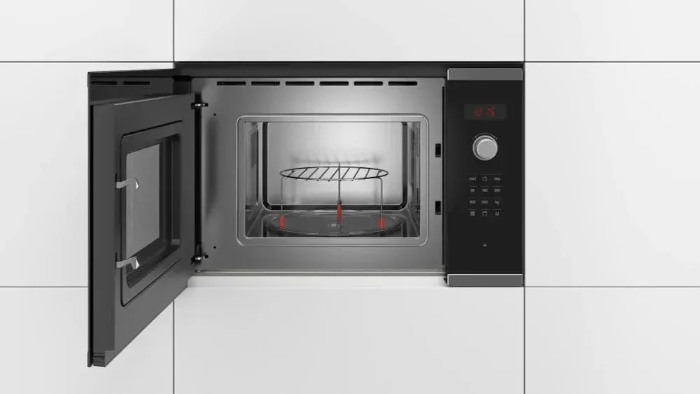 Микроволновая печь Bosch BFL523MS0 20л. 800Вт нержавеющая сталь/черный встраиваемая, 20 л - фото 3