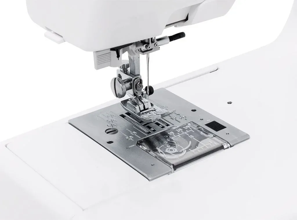 Швейная машина Janome Easy Jeans Heavy Duty 1800 белый - фото 4