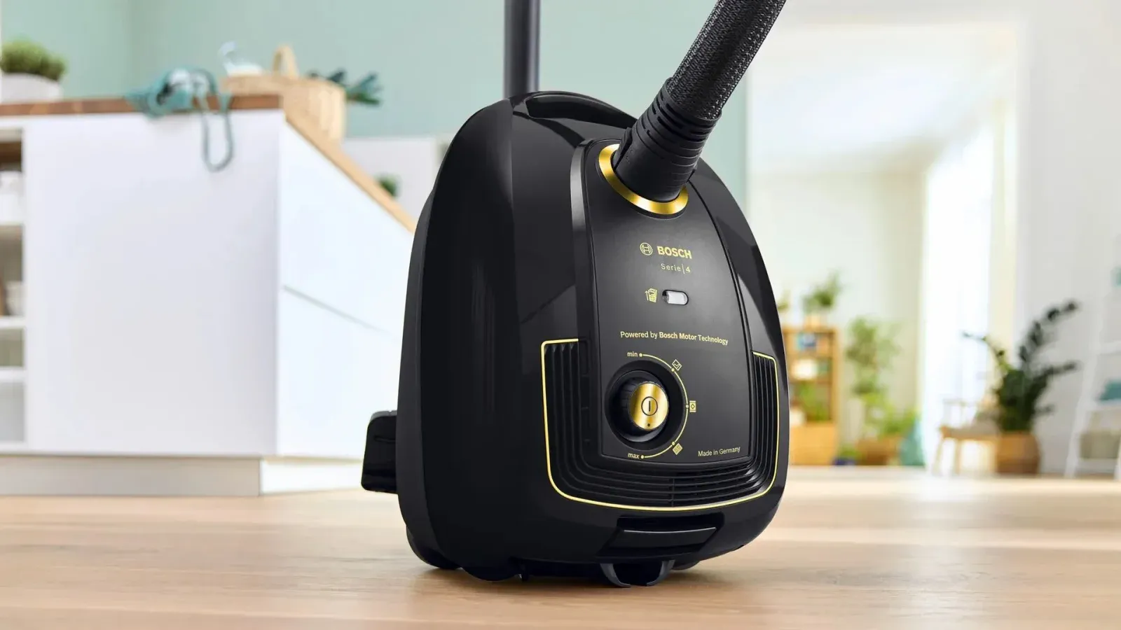 Пылесос Bosch BGL38GOLD 1700Вт черный/золотистый - фото 7