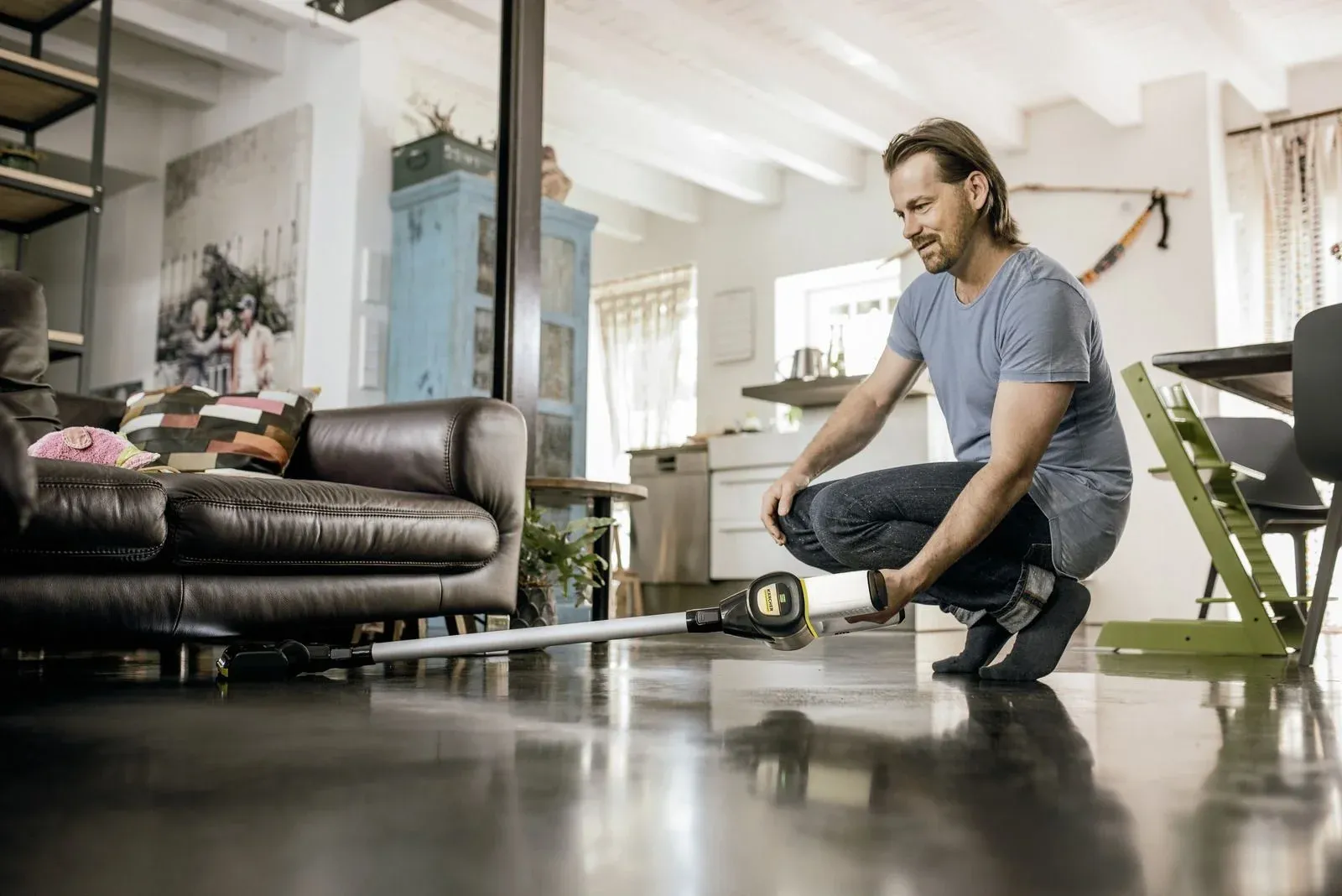 Пылесос ручной Karcher VC 6 Cordless ourFamily 250Вт белый/серый - фото 2