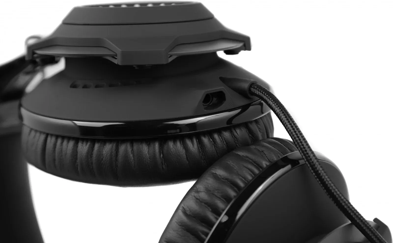 Наушники с микрофоном HyperX Cloud Revolver черный 2м мониторные USB оголовье 4P5K5AA - фото 7
