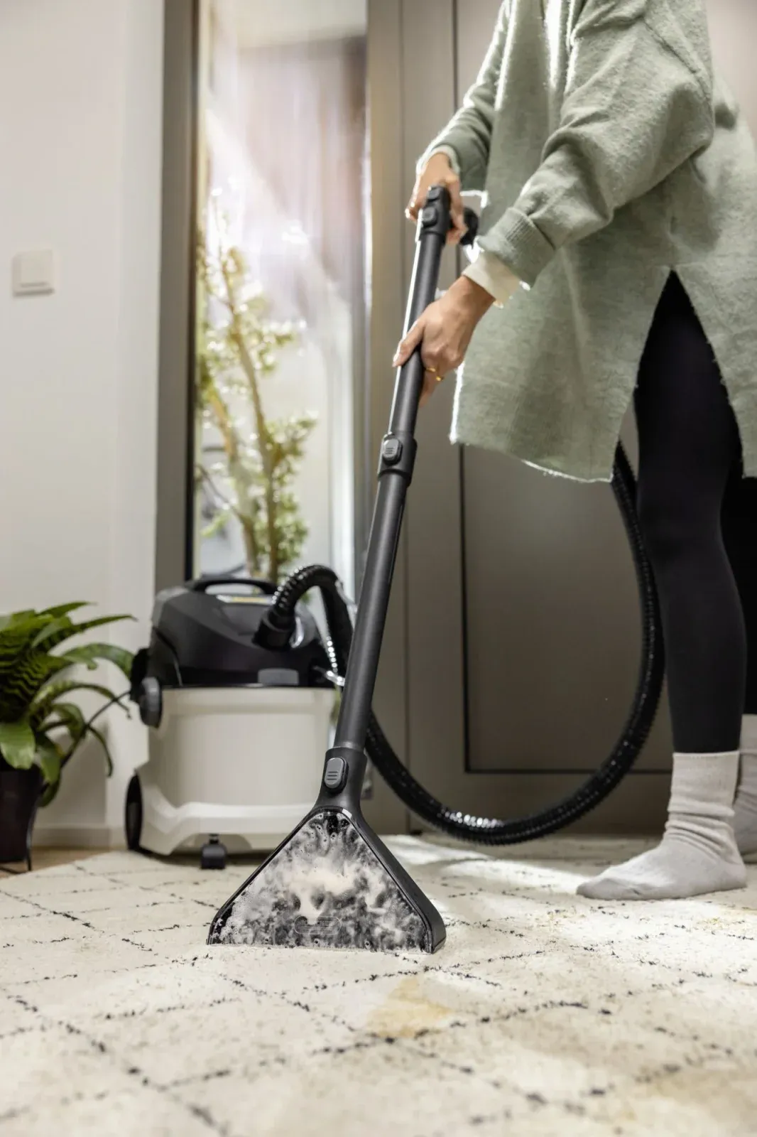 Пылесос моющий Karcher SE 5 1000Вт белый/черный в компл.:1мешок - фото 3