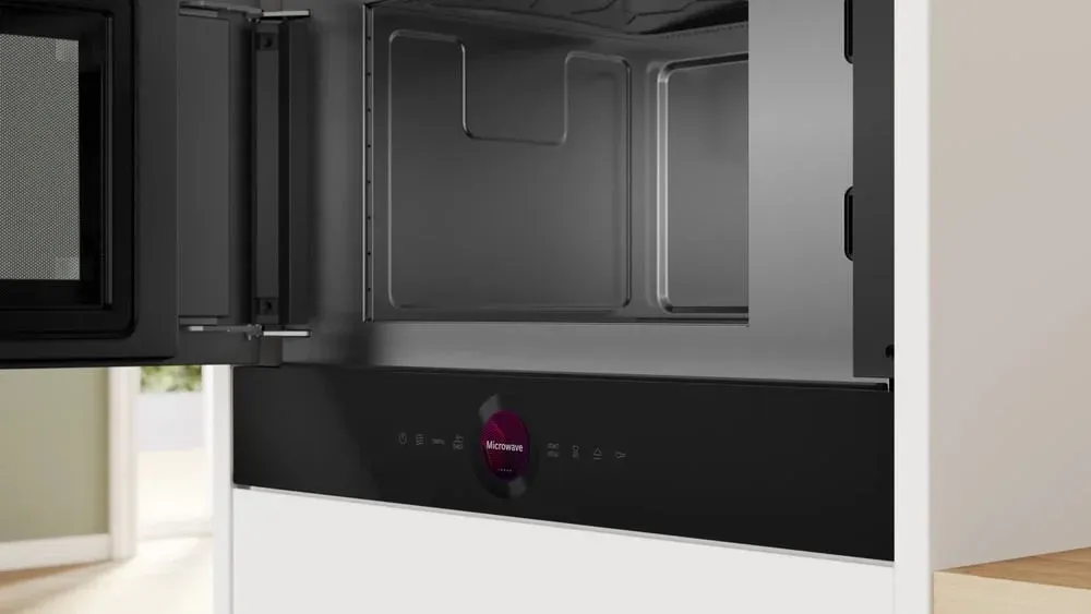 Микроволновая печь Bosch BFL9221B1 21л. 900Вт черный встраиваемая, 21 л - фото 2