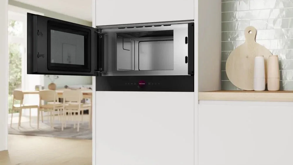 Микроволновая печь Bosch BFL9221B1 21л. 900Вт черный встраиваемая, 21 л - фото 3