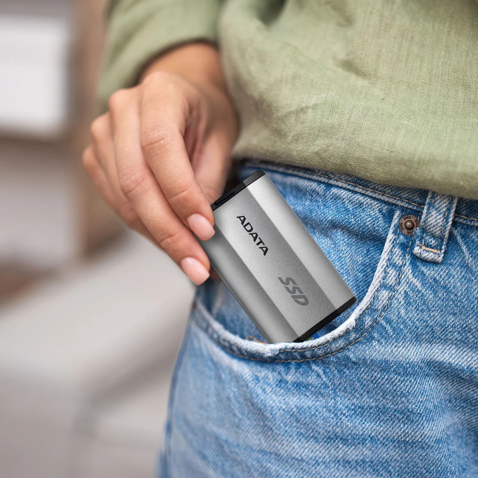 Накопитель SSD A-Data USB-C 1TB SD810-1000G-CSG SD810 1.8 серый - фото 7