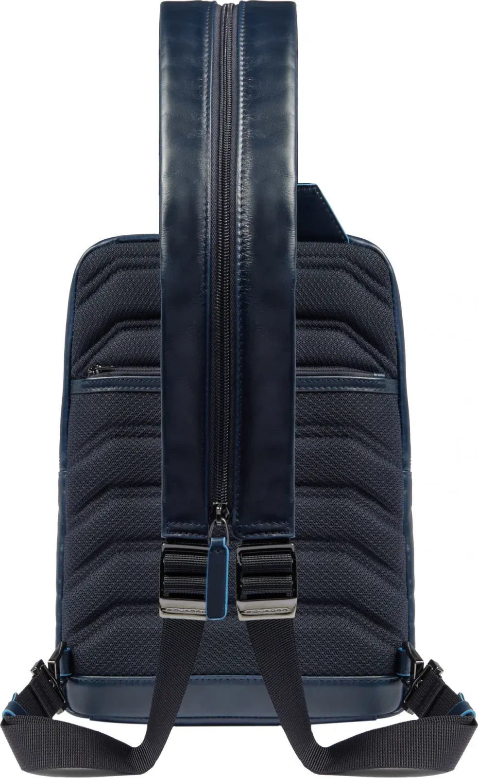 Рюкзак слинг мужской Piquadro Blue Square CA6589B2/BLU2 темно-синий натур.кожа - фото 3