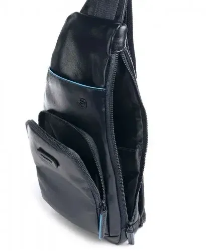 Рюкзак слинг Piquadro Blue Square Revamp CA5577B2V/BLU синий натур.кожа - фото 2