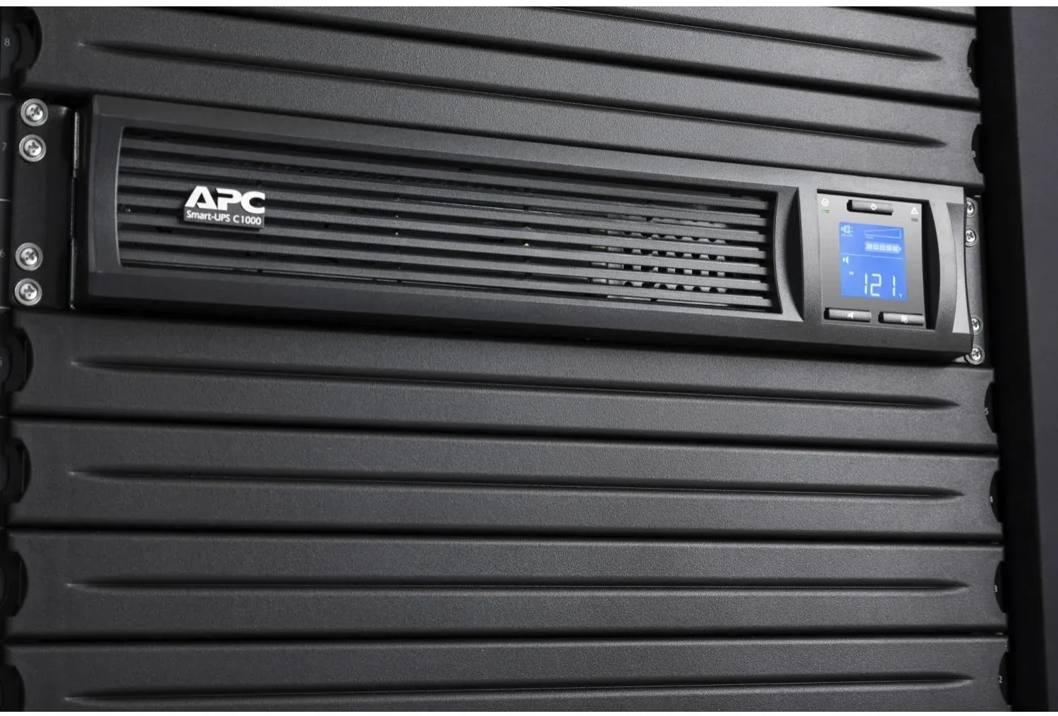 Источник бесперебойного питания APC Smart-UPS C SMC1000I-2UC 600Вт 1000ВА черный - фото 3