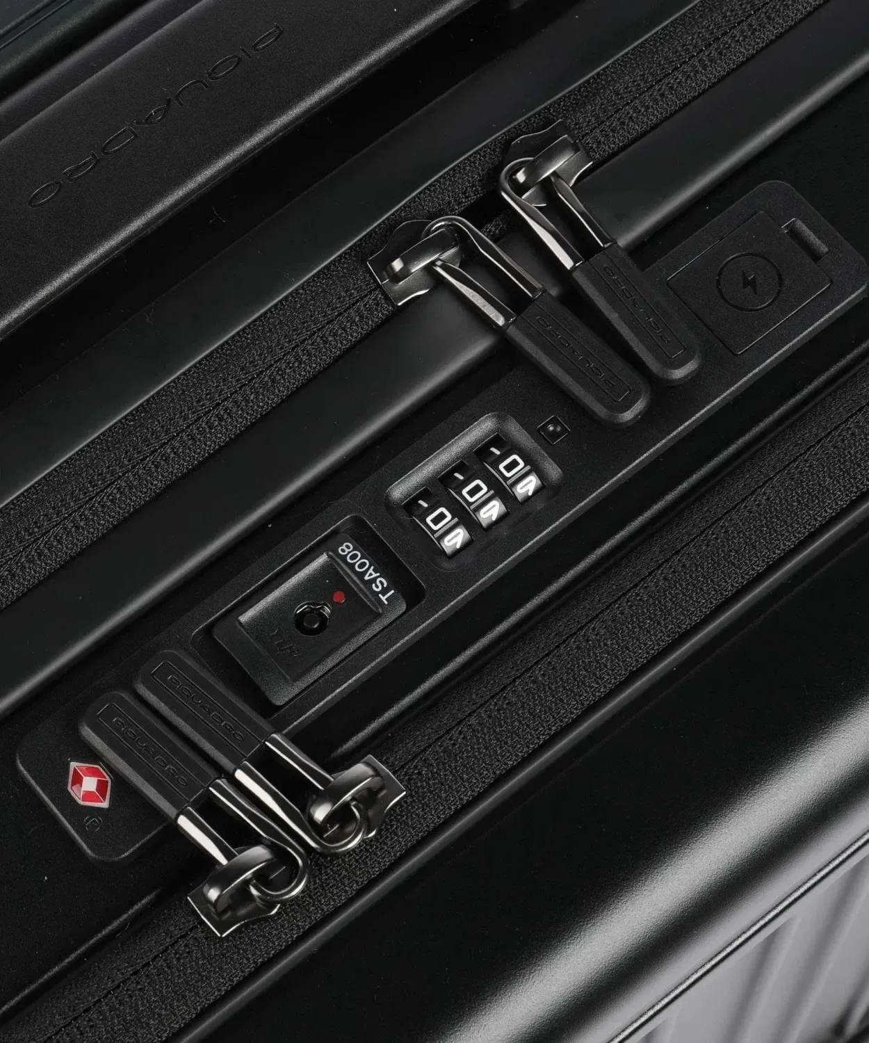 Чемоданы сумки рюкзаки PIQUADRO PQ Light черный, 28 л - фото 3