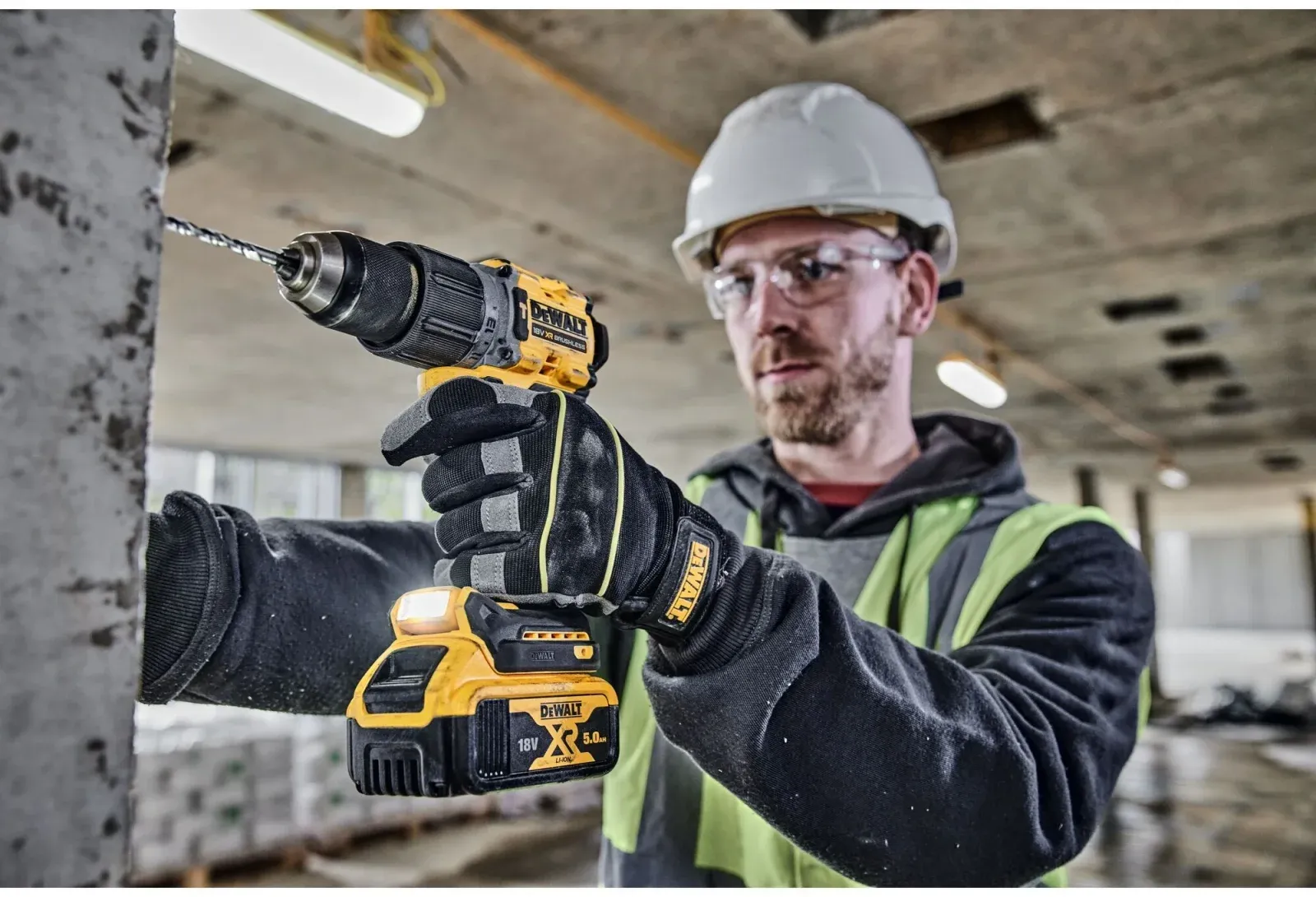 Шуруповерт DeWalt DCD805P2T-QW аккум. патрон:быстрозажимной кейс в комплекте - фото 6