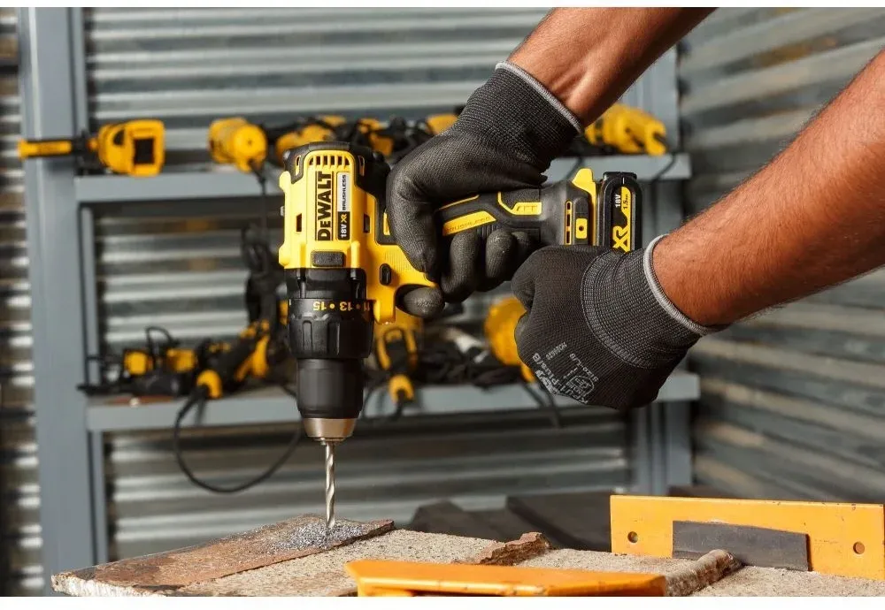 Дрель-шуруповерт DeWalt DCD777D2T-QW аккум. патрон:быстрозажимной кейс в комплекте - фото 5