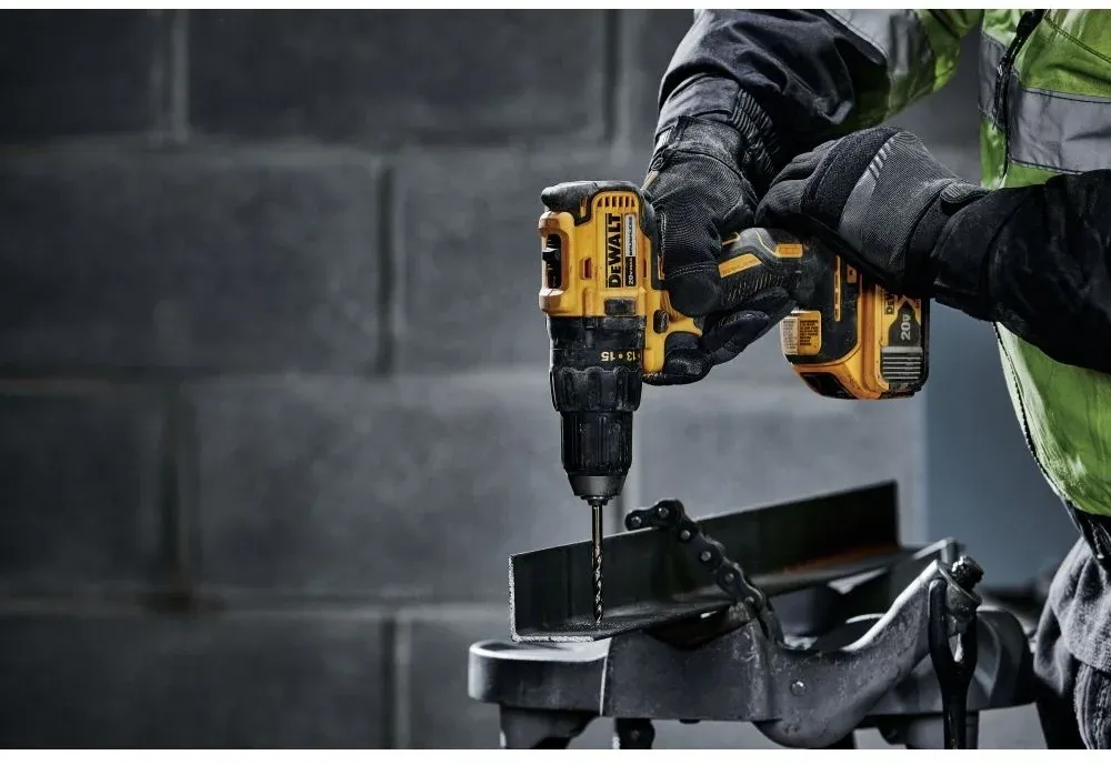 Дрель-шуруповерт DeWalt DCD777D2T-QW аккум. патрон:быстрозажимной кейс в комплекте - фото 8