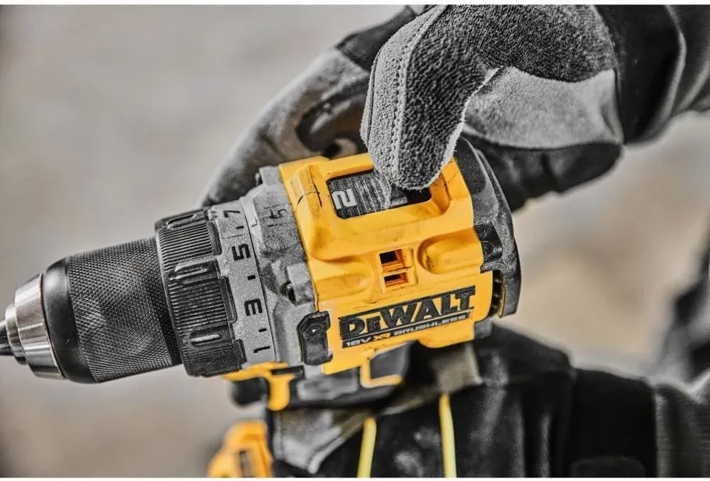 Дрель-шуруповерт DeWalt DCD800E1T-QW аккум. патрон:быстрозажимной кейс в комплекте - фото 6