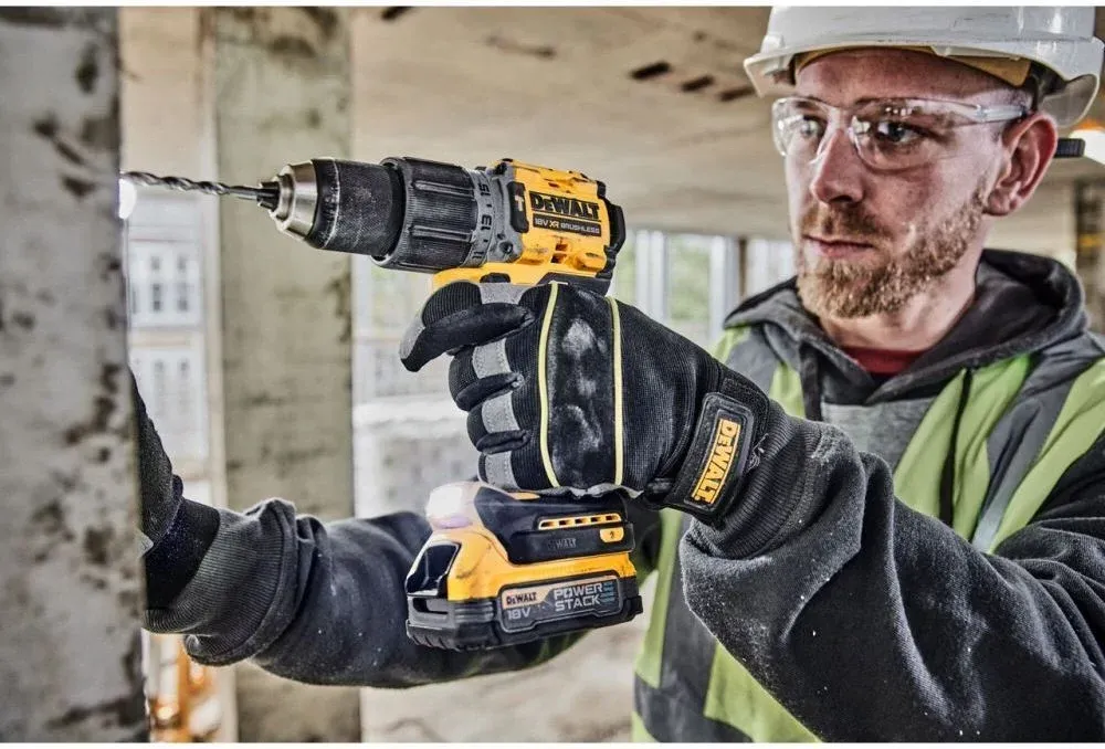 Дрель-шуруповерт DeWalt DCD805NT-XJ аккум. патрон:быстрозажимной кейс в комплекте - фото 6