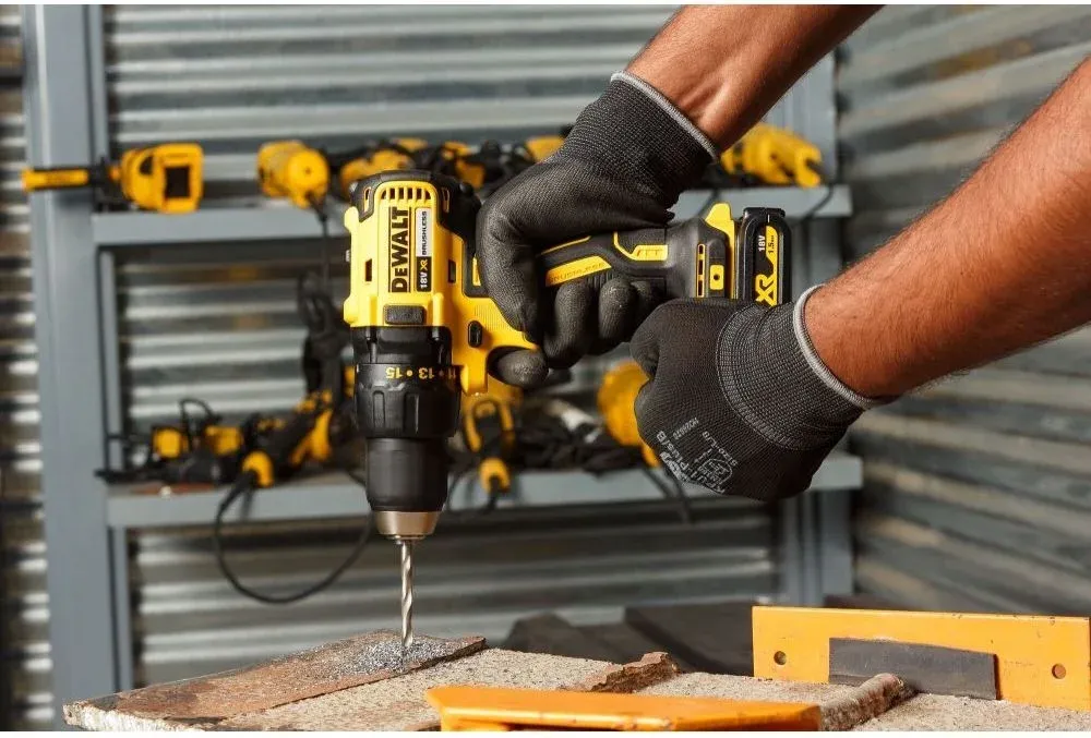 Дрель-шуруповерт DeWalt DCD777M2T аккум. патрон:быстрозажимной кейс в комплекте DCD777M2T-QW - фото 7