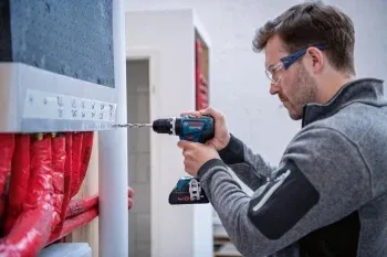 Дрель-шуруповерт Bosch GSB 18V-90 аккум. патрон:быстрозажимной 06019K6100 - фото 8