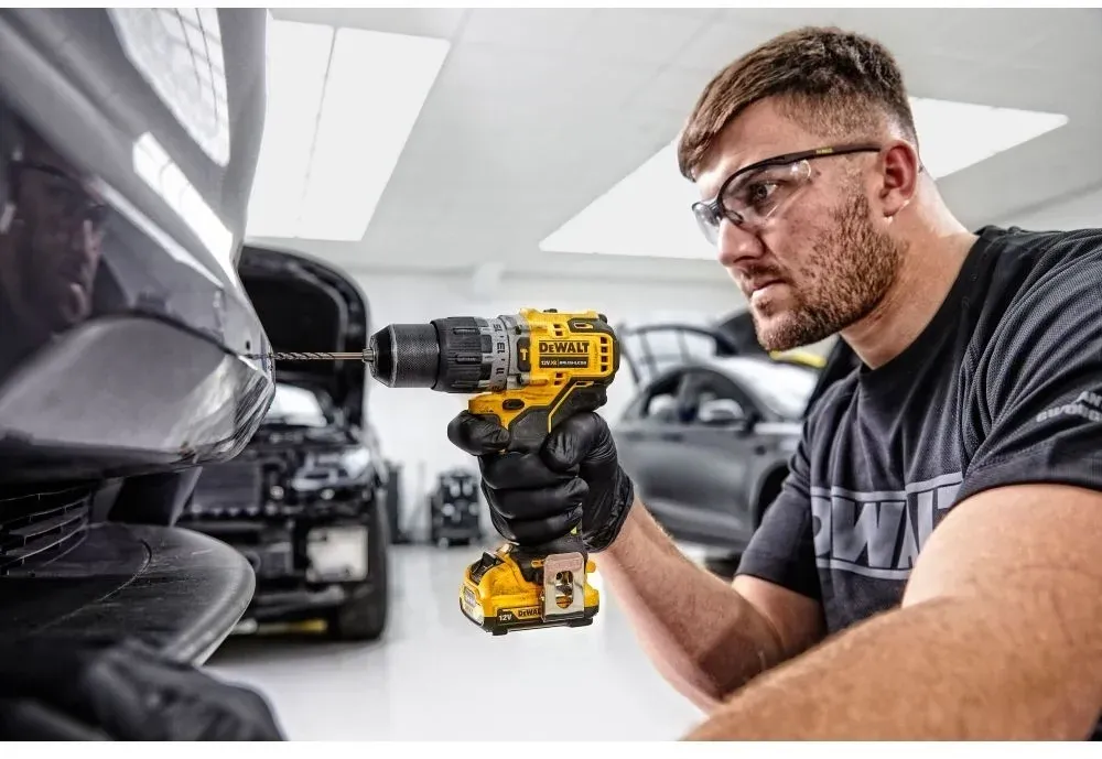 Дрель-шуруповерт DeWalt DCD706D2 аккум. патрон:быстрозажимной кейс в комплекте DCD706D2-QW - фото 5
