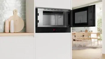 Микроволновая печь Bosch BFR9221B1 21л. 900Вт черный встраиваемая, 21 л - фото 7