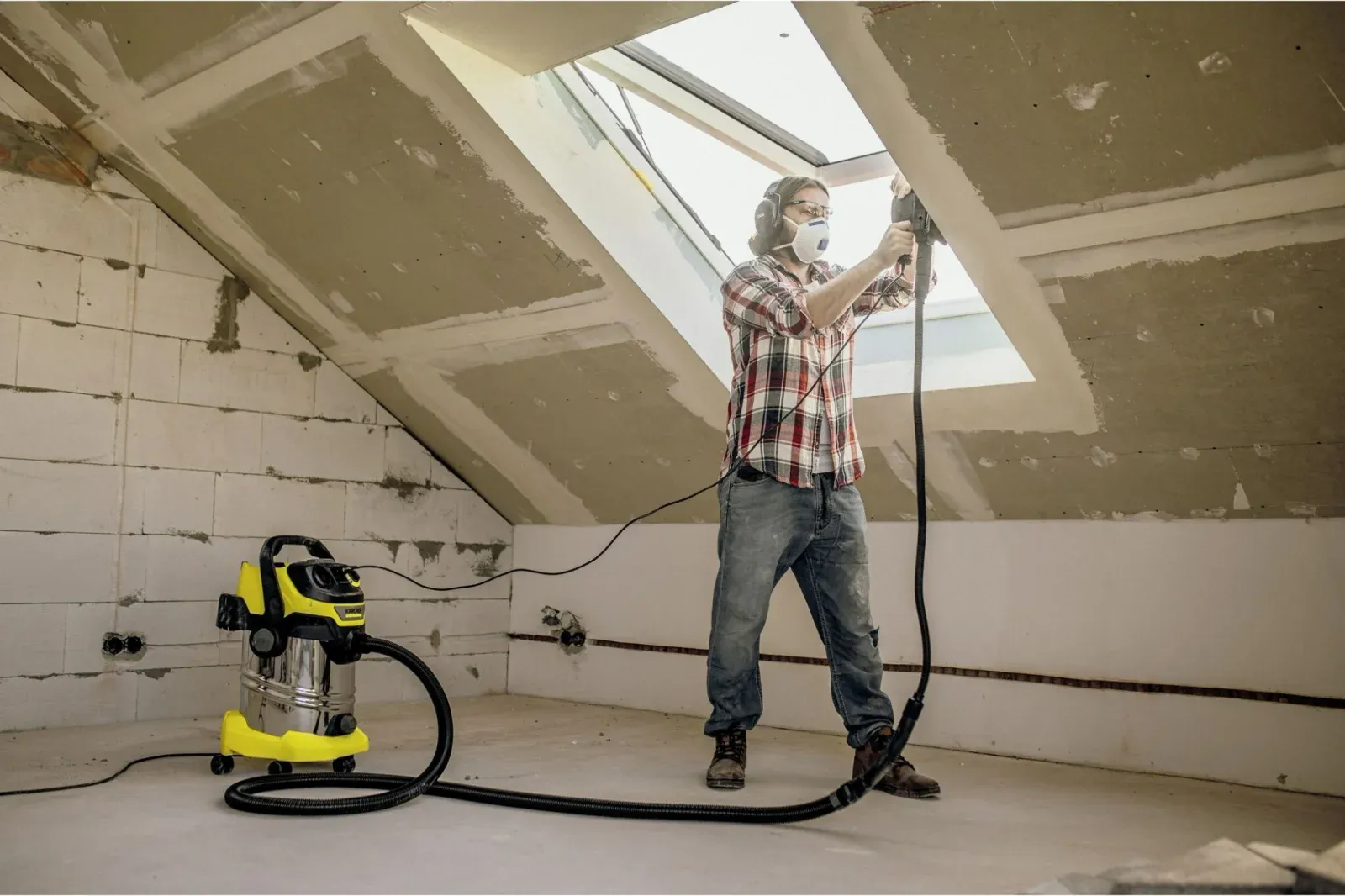 Строительный пылесос Karcher WD 6 P S V-30/8/35/T YSY 1300Вт уборка: сухая/сбор воды/выдув желтый - фото 5