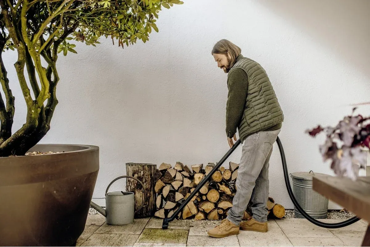 Строительный пылесос Karcher WD 3 V-17/4/20 1000Вт уборка: сухая/влажная/выдув/сбор воды желтый - фото 4