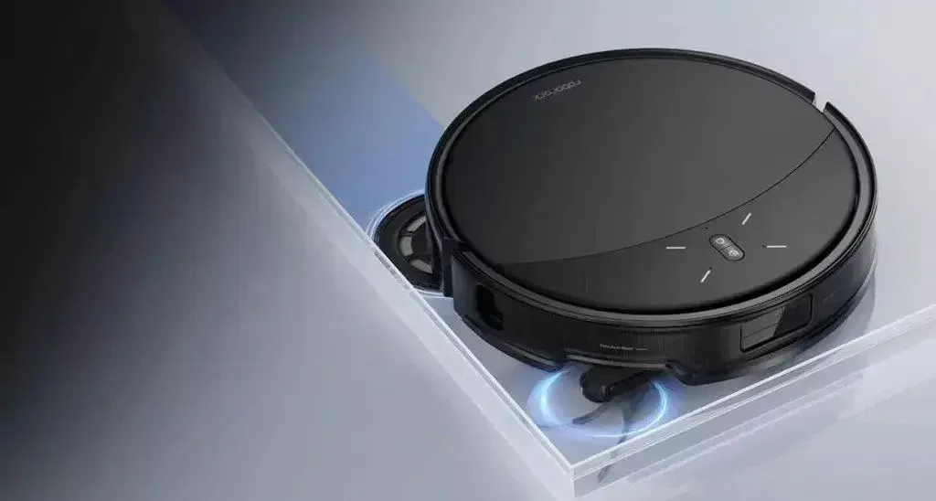 Пылесос-робот Roborock Saros 10R 66Вт черный - фото 5