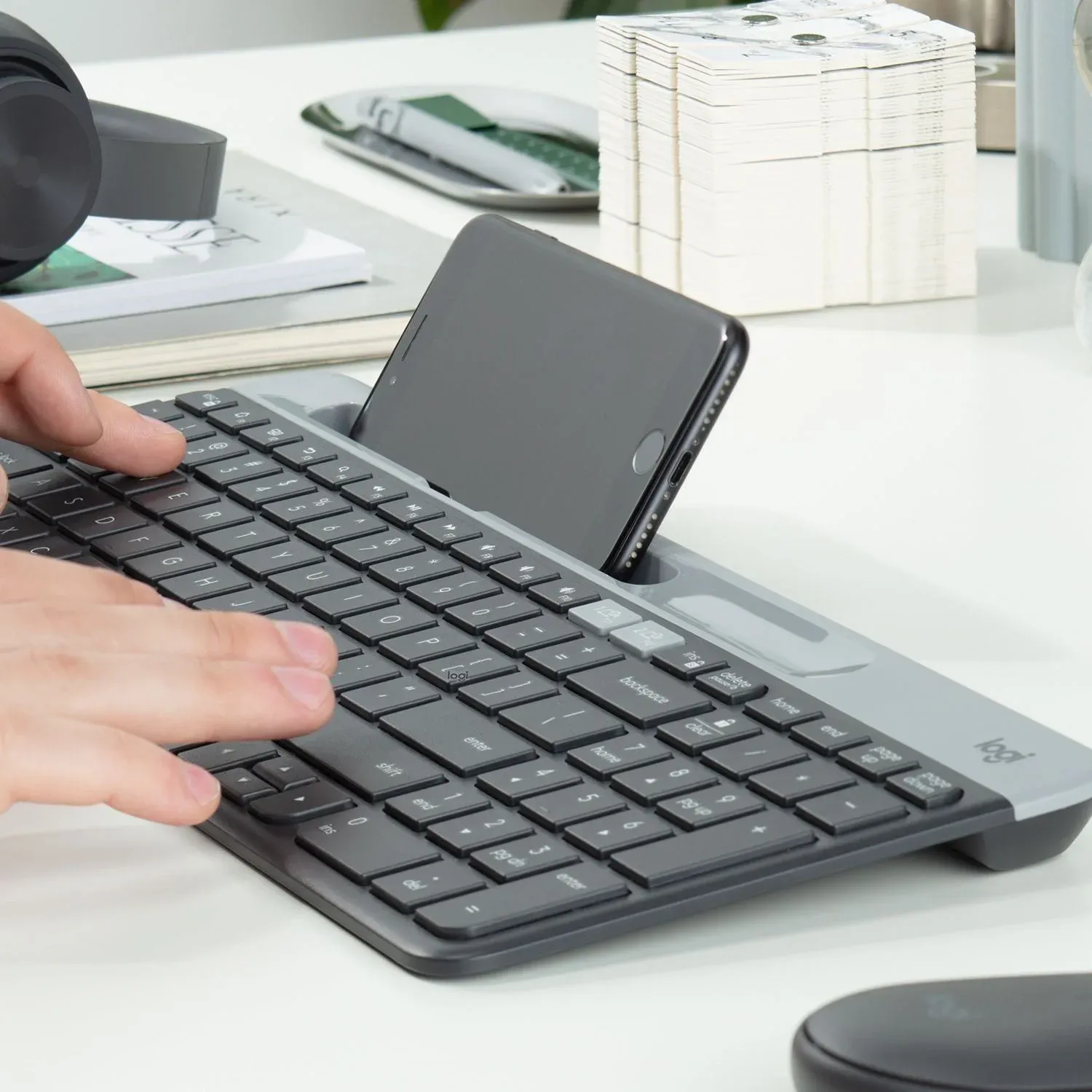 Клавиатуры LOGITECH K580 черный/серебристый - фото 1