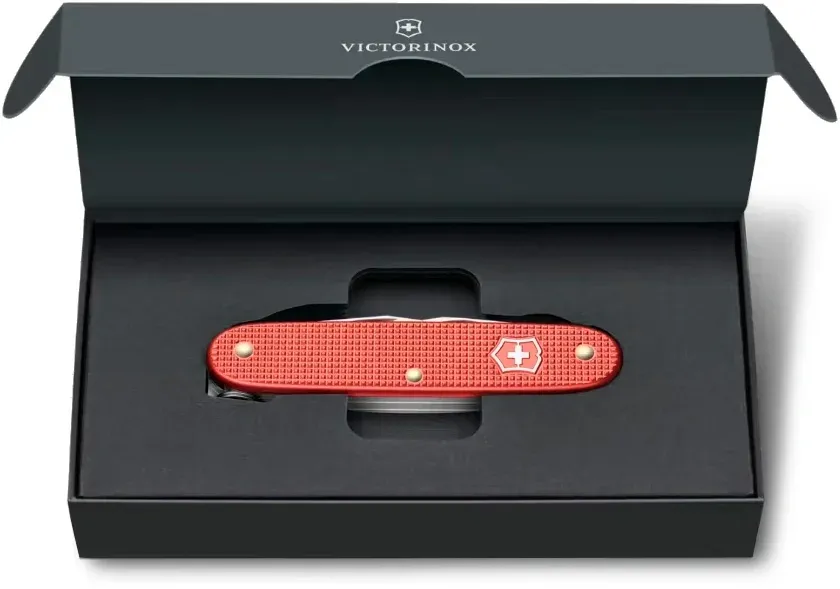 Ножи перочинные VICTORINOX Pioneer X Alox LE 2025 Stone Red красный - фото 1