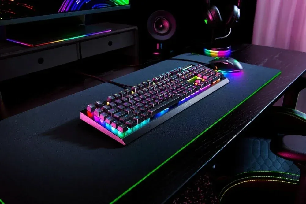 Клавиатура Razer V4 X механическая черный USB Multimedia for gamer LED RZ03-04702500-R3R1 кабель 1.8м - фото 3
