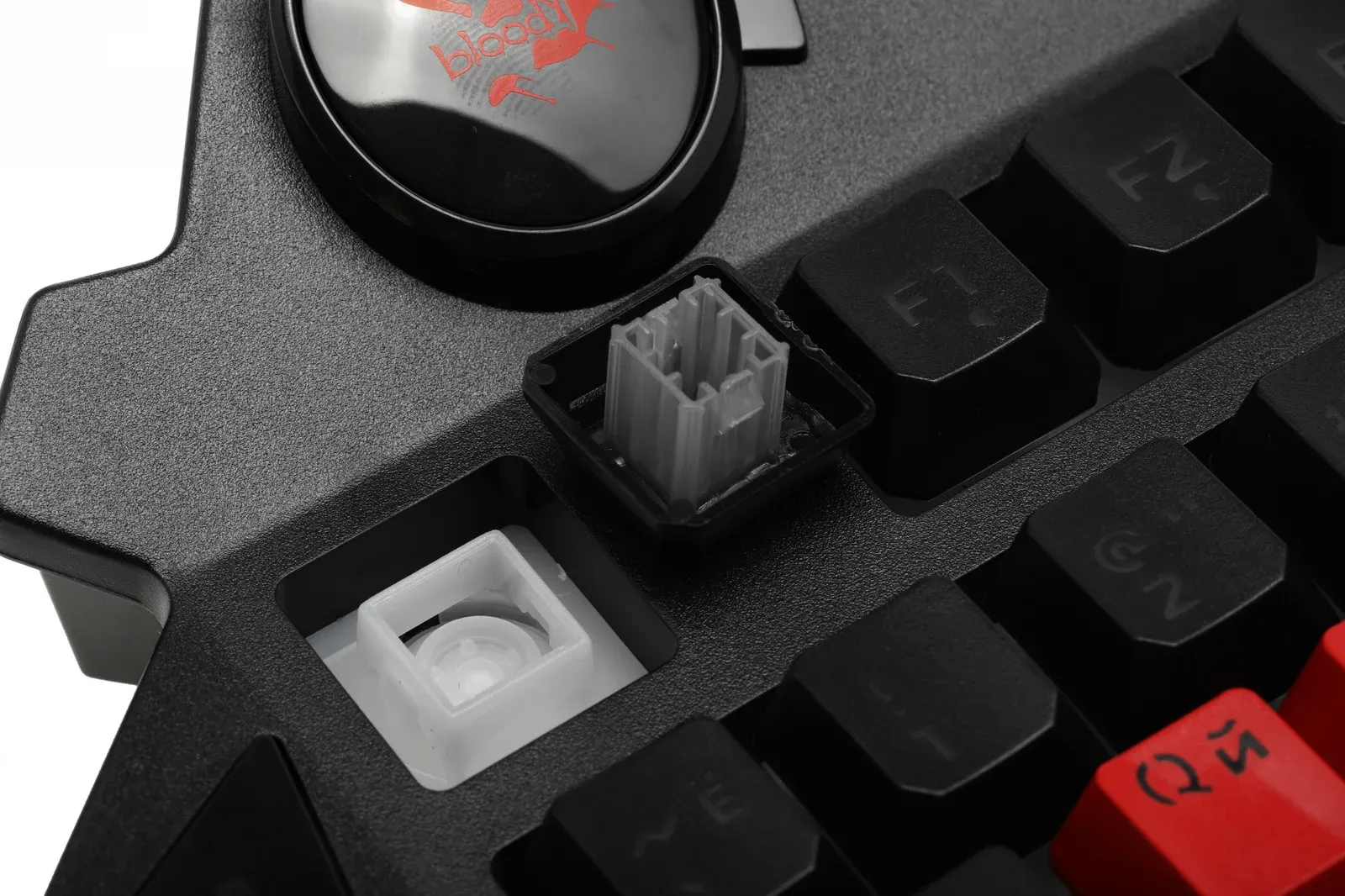 Клавиатура A4Tech B318 черный USB Multimedia for gamer LED подставка для запястий кабель 1.8м - фото 6