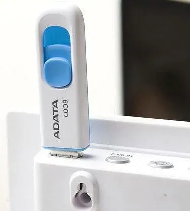 Флеш Диск A-Data 32Gb Classic C008 AC008-32G-RWE USB2.0 белый/синий, 32 ГБ - фото 5